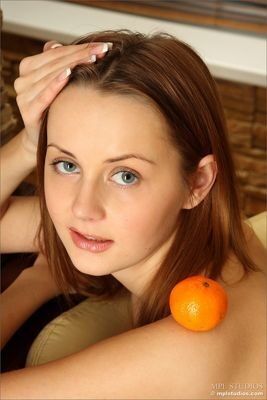 Аделина г. Торез